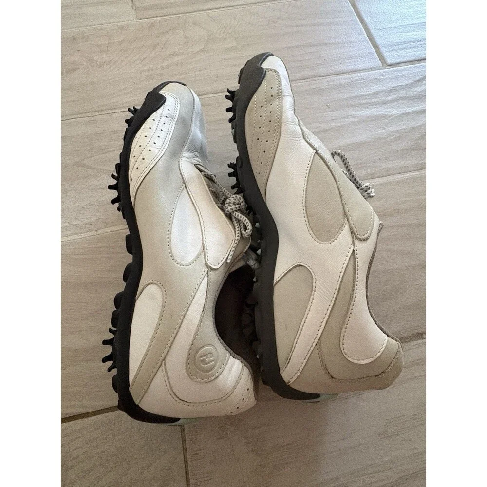 FootJoy Women's Size 9 Med LoPro Collection White 97058 Golf Shoes Soft Spikes